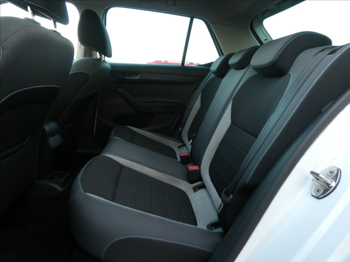 Škoda Fabia Hatchback 999,0 55 kw