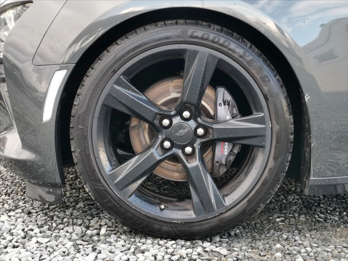 Chevrolet Camaro Kupé 6,2 l 333 kw