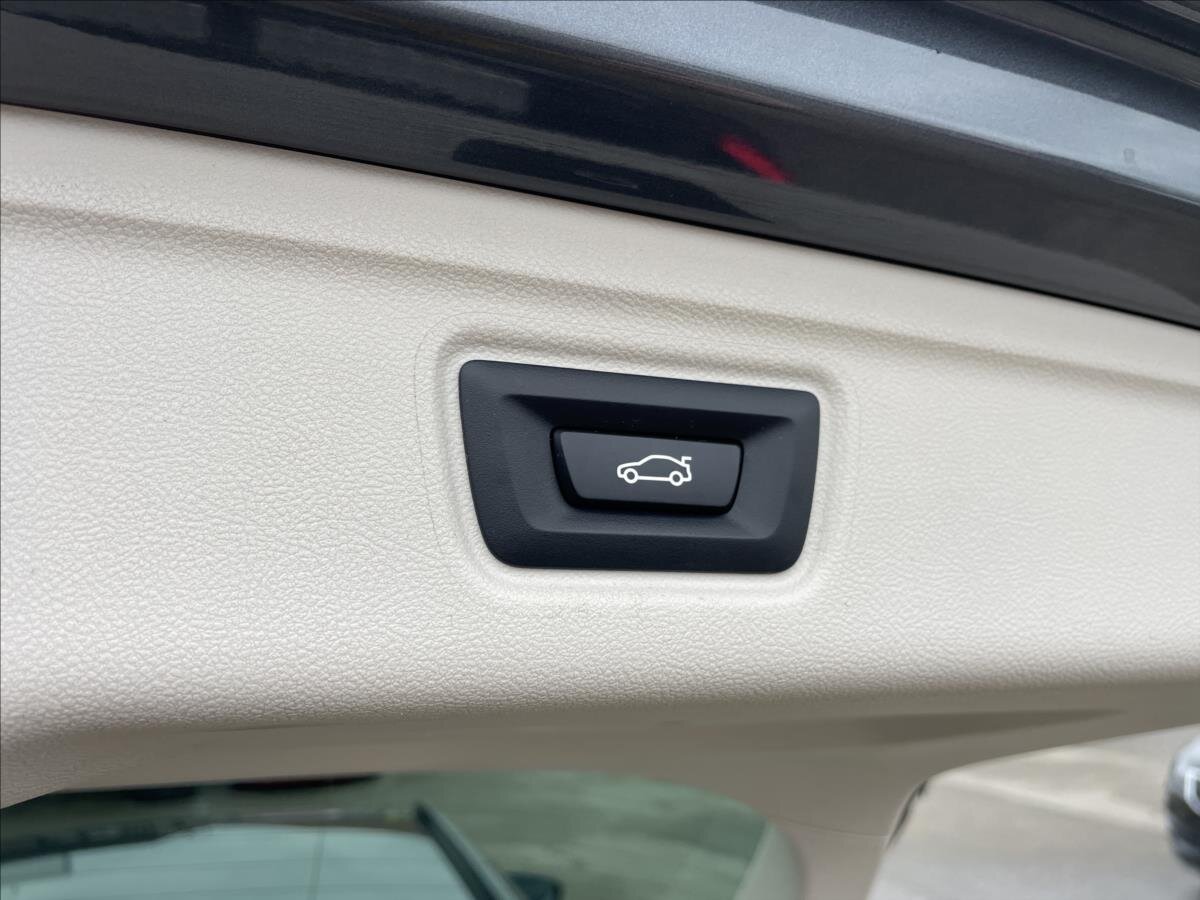 BMW Řada 3 Kombi 2,0 l 140 kw