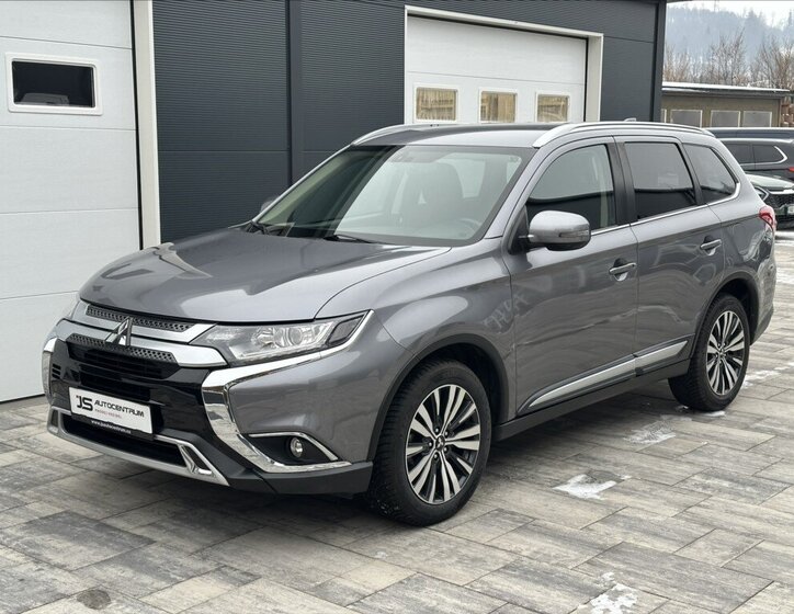 Mitsubishi Outlander SUV 2,0 l 110 kw