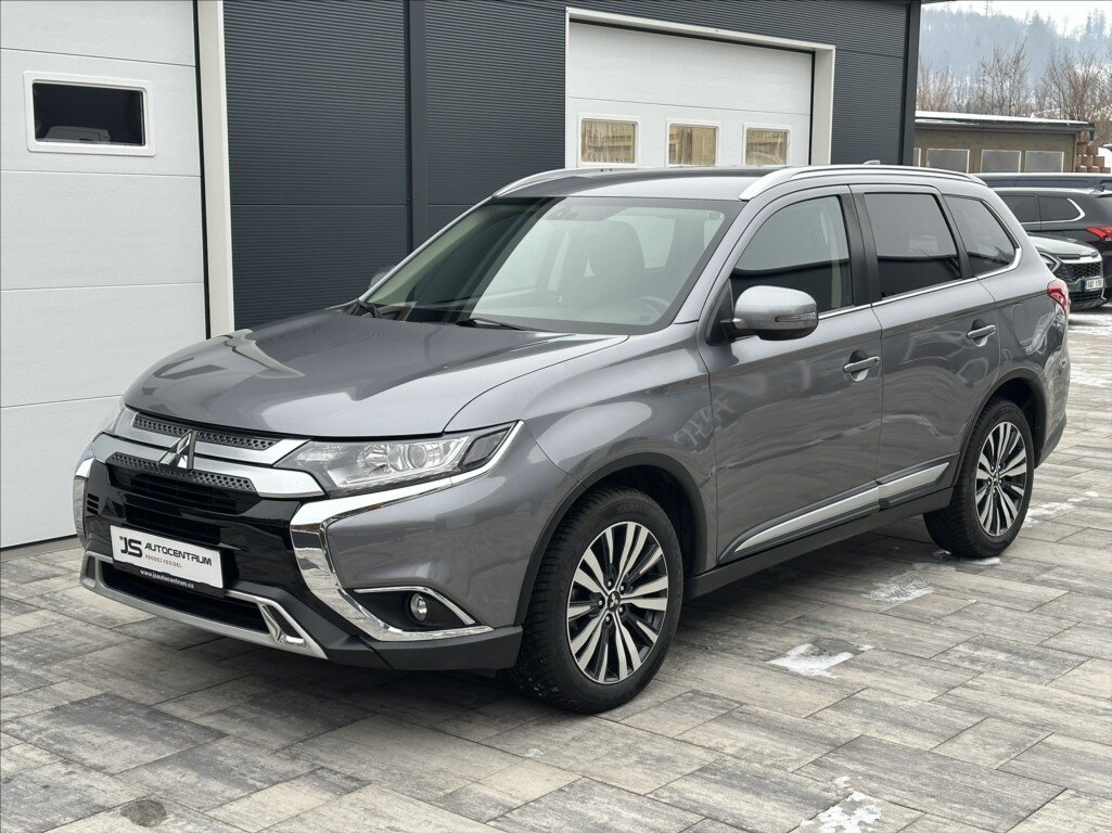 Mitsubishi Outlander SUV 2,0 l 110 kw