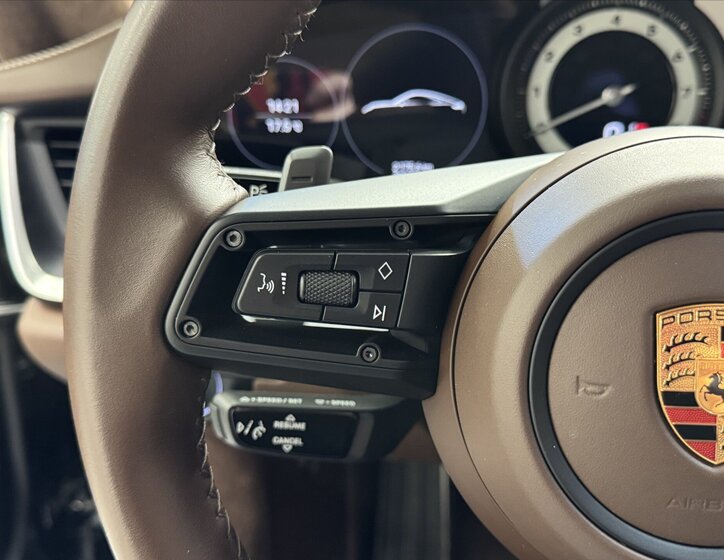 Porsche 911 Kupé 3,0 l 331 kw