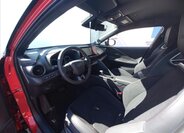 Toyota C-HR CUV / Crossover 2,0 l 112 kw