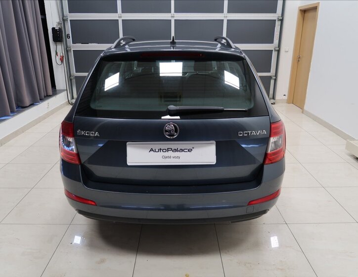 Škoda Octavia Kombi 2,0 l 110 kw