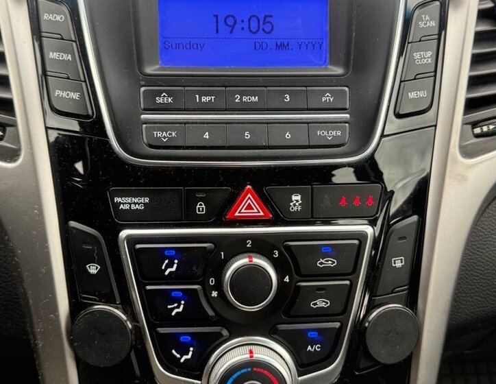 Hyundai i30 Kombi 1,6 l 81 kw