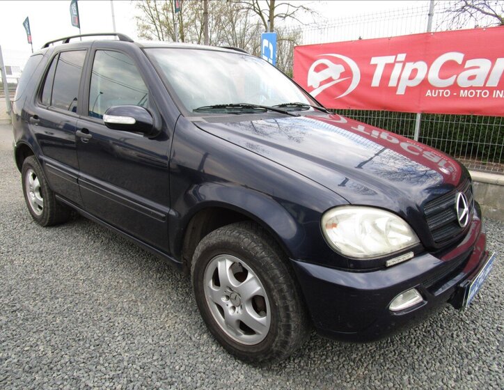 Mercedes-Benz Třídy M Kombi 2,7 l 120 kw