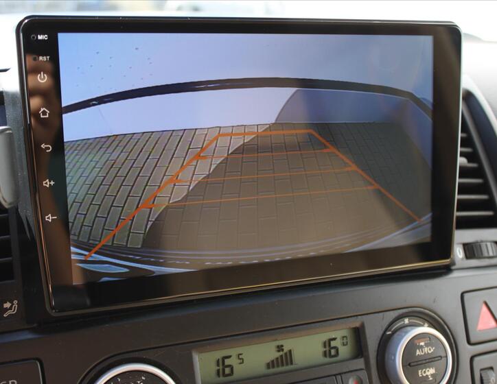 Volkswagen Multivan 19