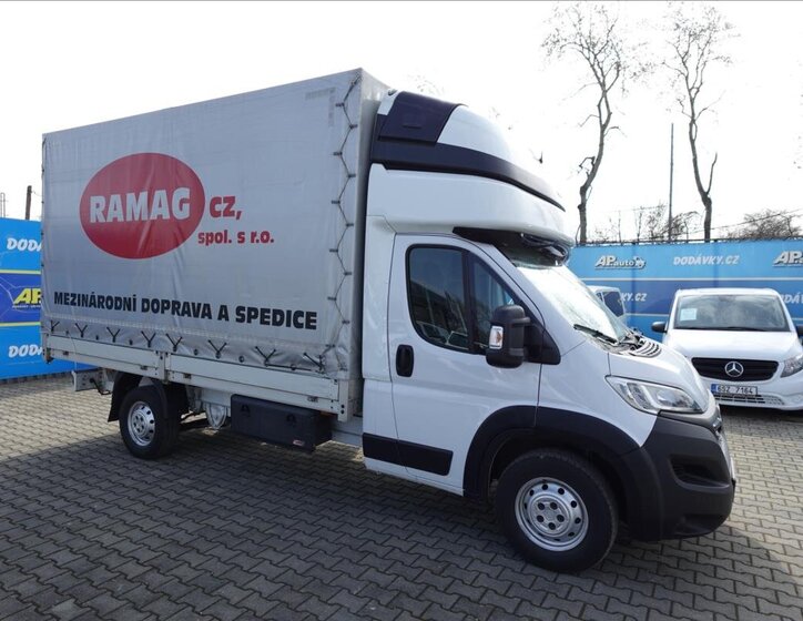 Opel Movano Valník 2,2 l 121 kw