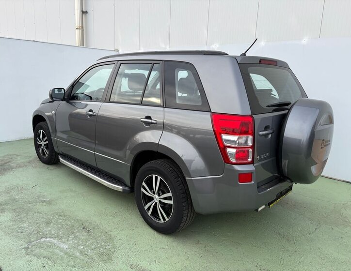Suzuki Grand Vitara 4