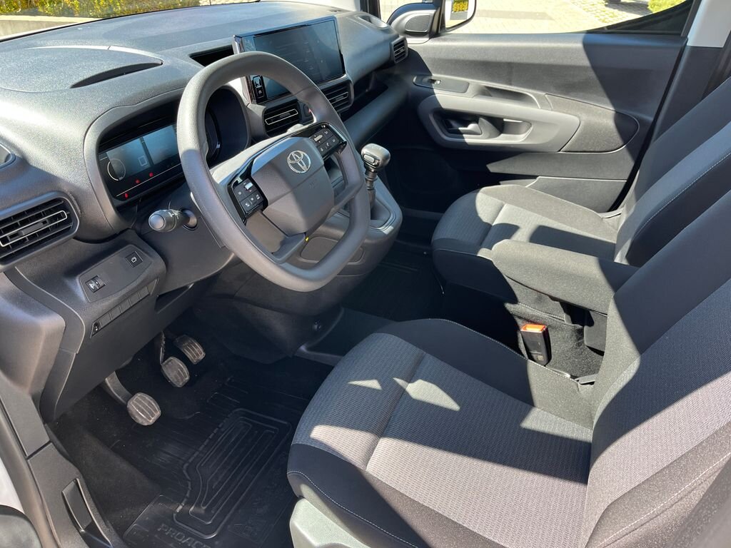 Toyota ProAce City Verso MPV 1,5 l 75 kw
