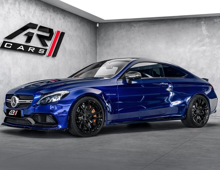 Mercedes-Benz Třídy C Kupé 4,0 l 375 kw