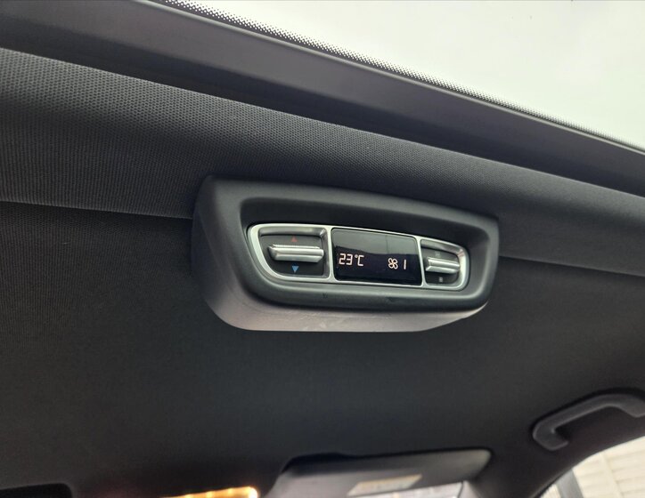 Mercedes-Benz Třídy V Kombi 2,1 l 140 kw