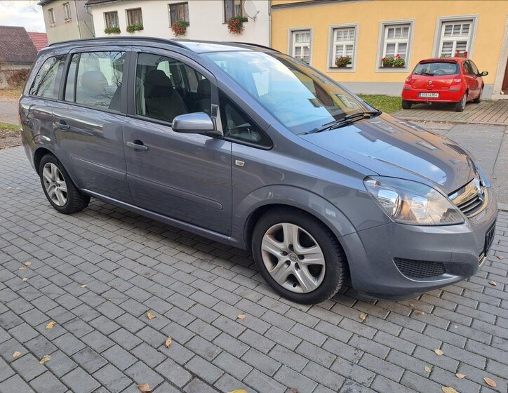 Opel Zafira MPV 1,9 l 88 kw
