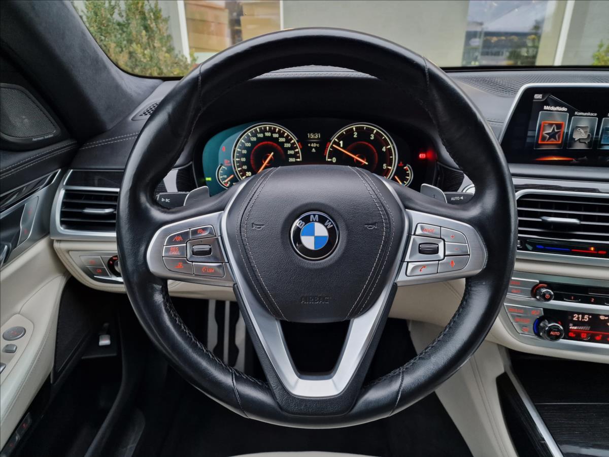 BMW Řada 7