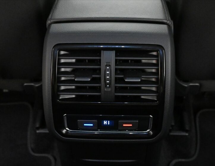 Volkswagen Passat 23