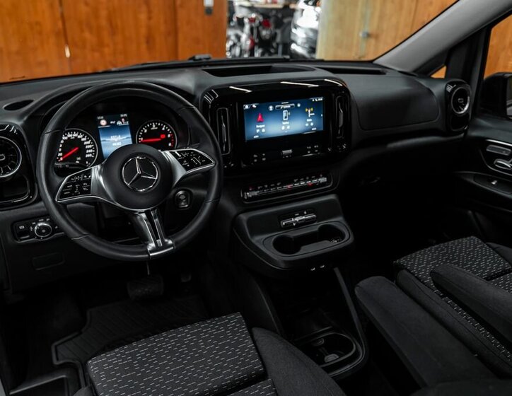 Mercedes-Benz Vito VAN / Minibus 2,0 l 174 kw