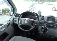 Volkswagen Multivan 25