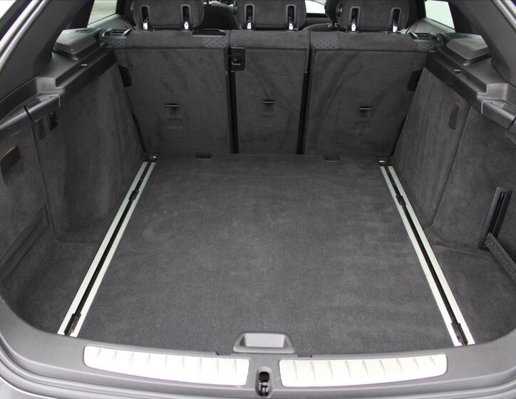 BMW Řada 3 Liftback 3,0 l 190 kw