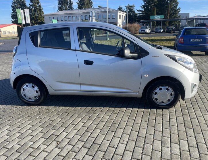 Chevrolet Spark 29