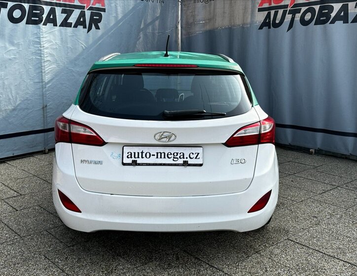 Hyundai i30 Kombi 1,6 l 81 kw