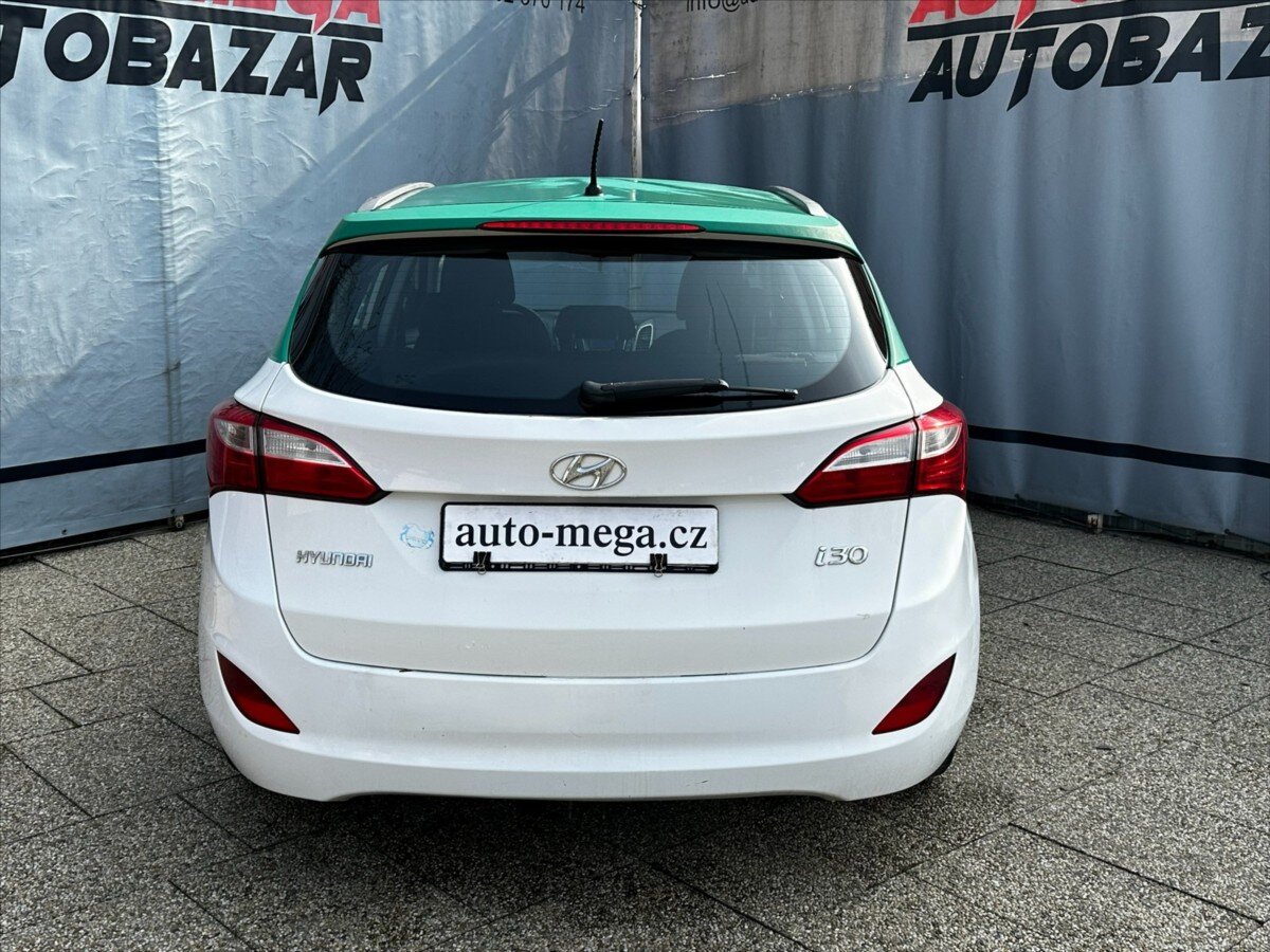 Hyundai i30 Kombi 1,6 l 81 kw