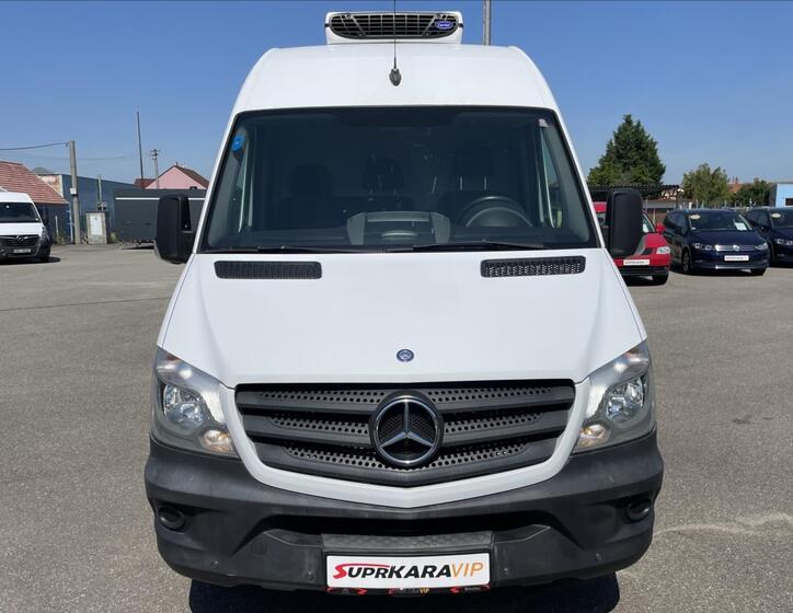Mercedes-Benz Sprinter 2