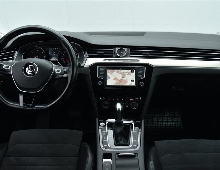 Volkswagen Passat Kombi 2,0 l 140 kw