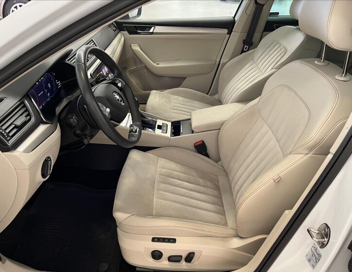 Škoda Superb Kombi 2,0 l 147 kw