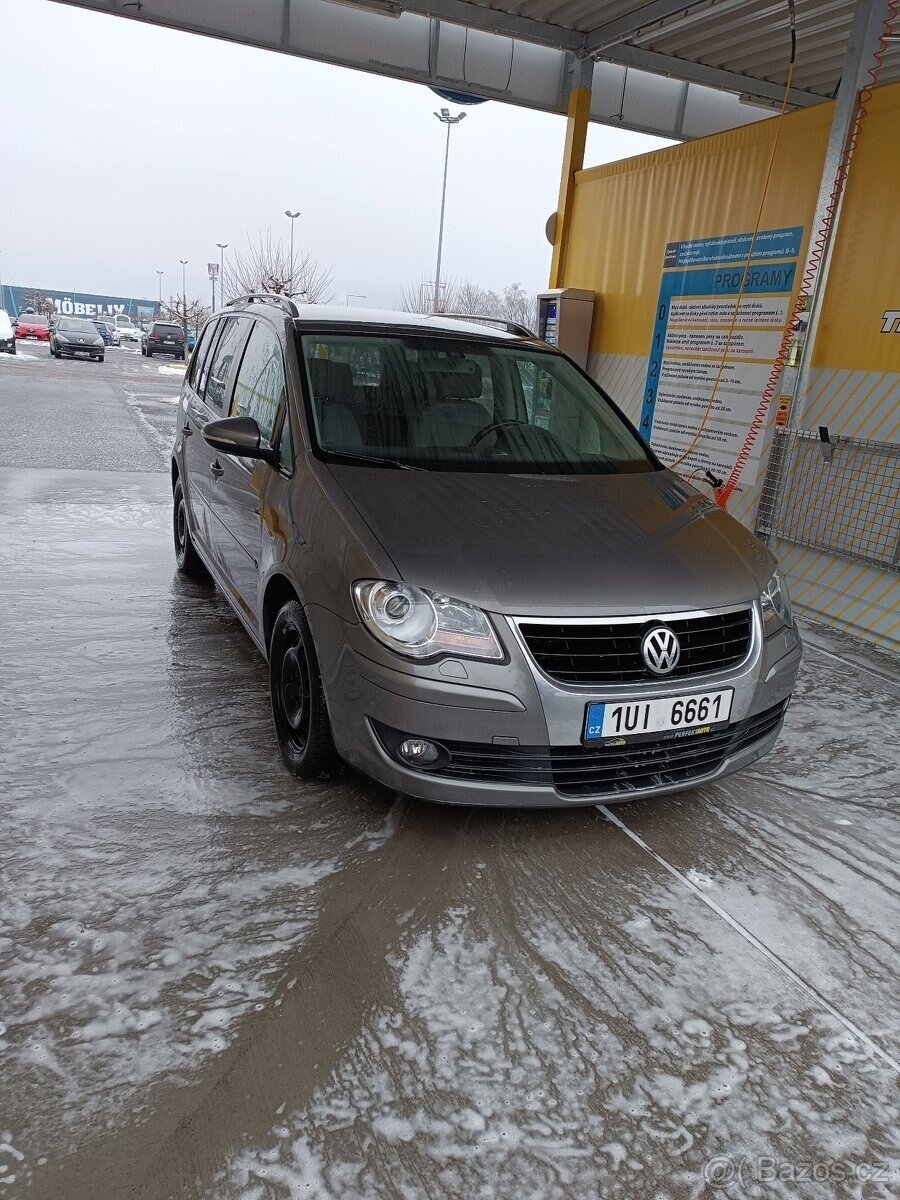 Volkswagen Touran MPV 0,0 103 kw