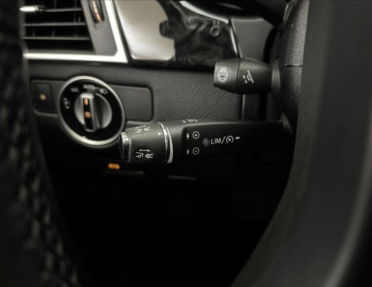 Mercedes-Benz GL SUV 3,0 l 190 kw