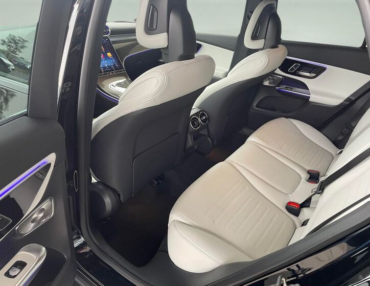 Mercedes-Benz GLC 13