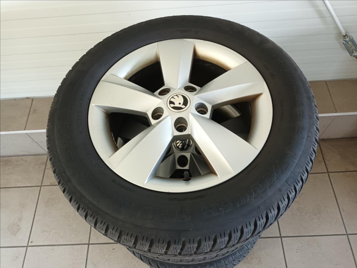 Škoda Karoq SUV / Terénní 2,0 l 110 kw