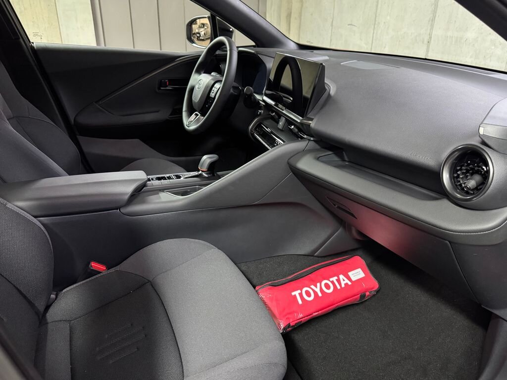 Toyota C-HR Hatchback 1,8 l 90 kw