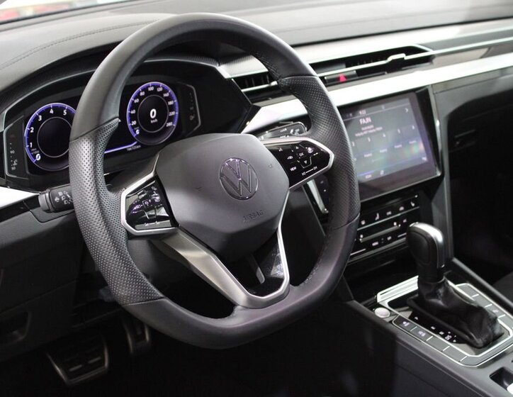 Volkswagen Arteon Sedan / Limuzína 2,0 l 140 kw