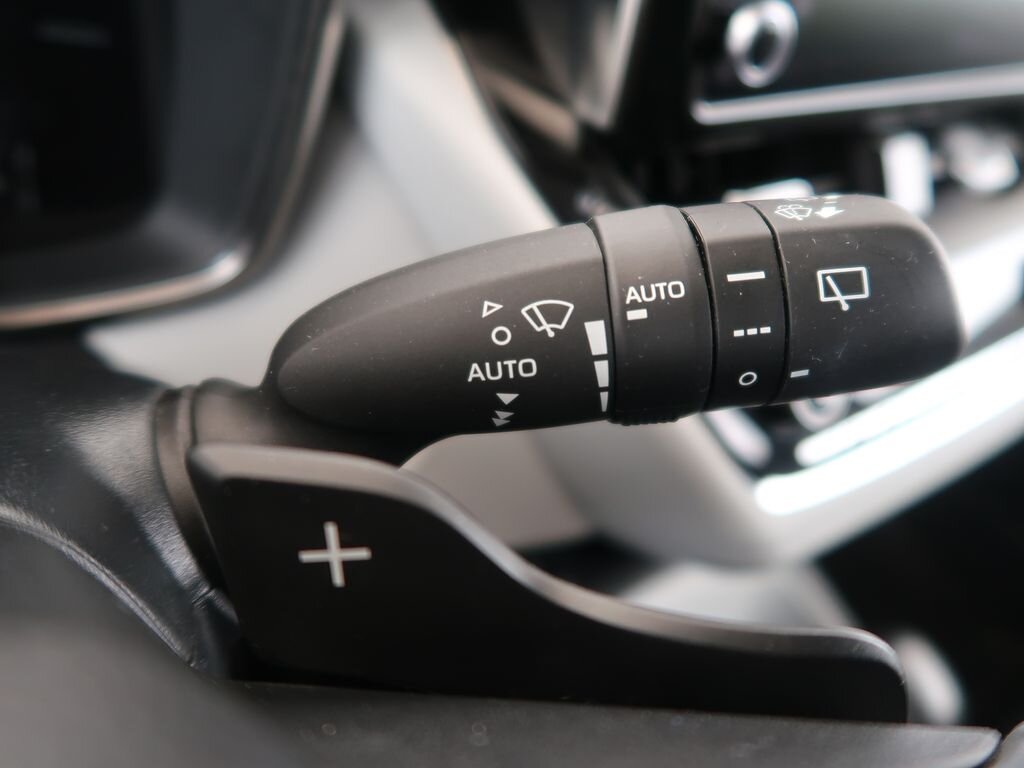 Toyota Corolla Kombi 2,0 l 112 kw