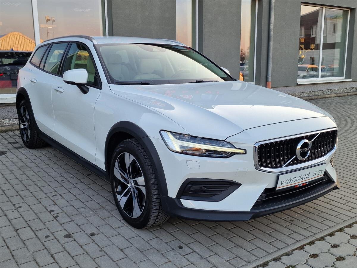 Volvo V60 Kombi 2,0 l 140 kw