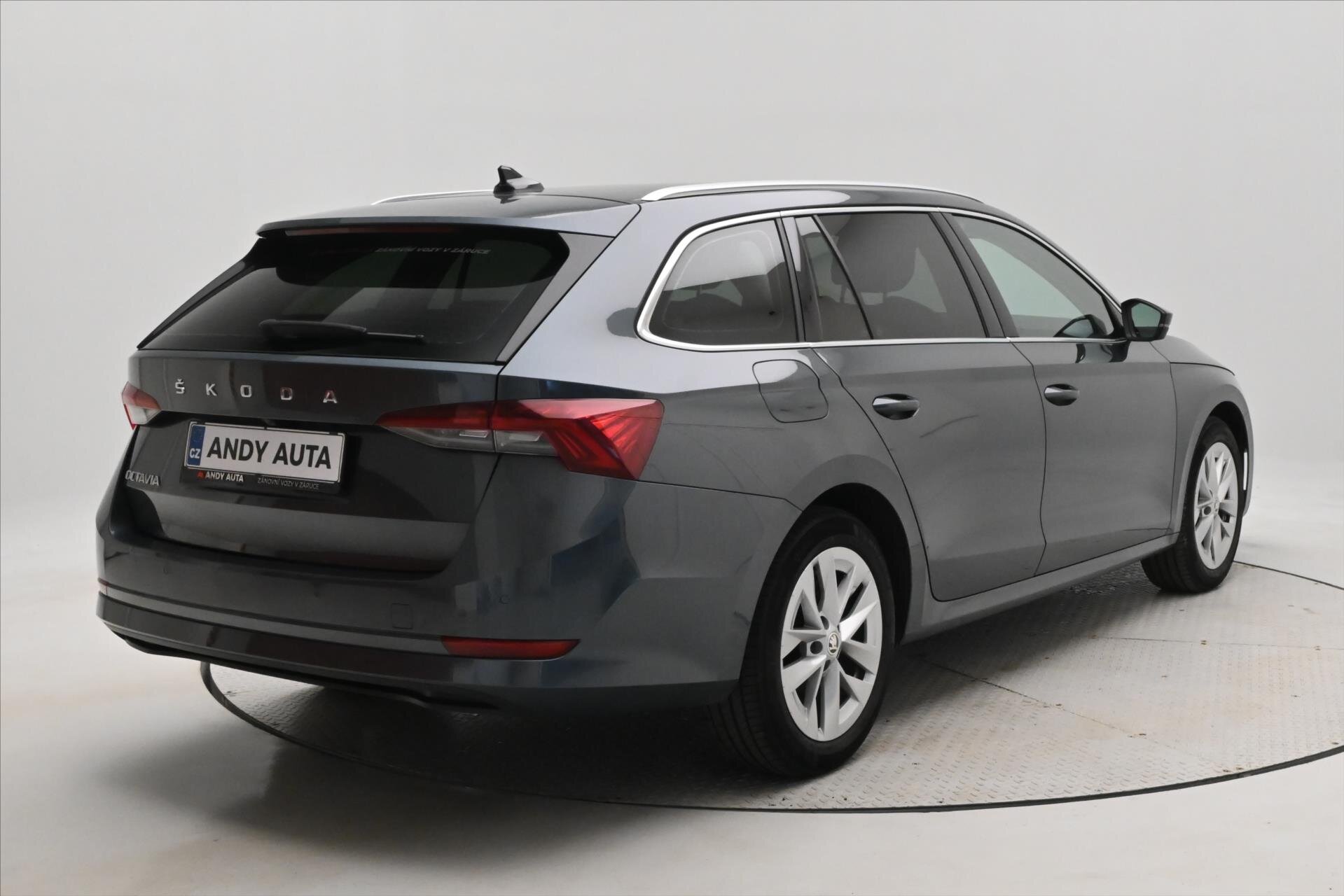 Škoda Octavia Kombi 2,0 l 110 kw