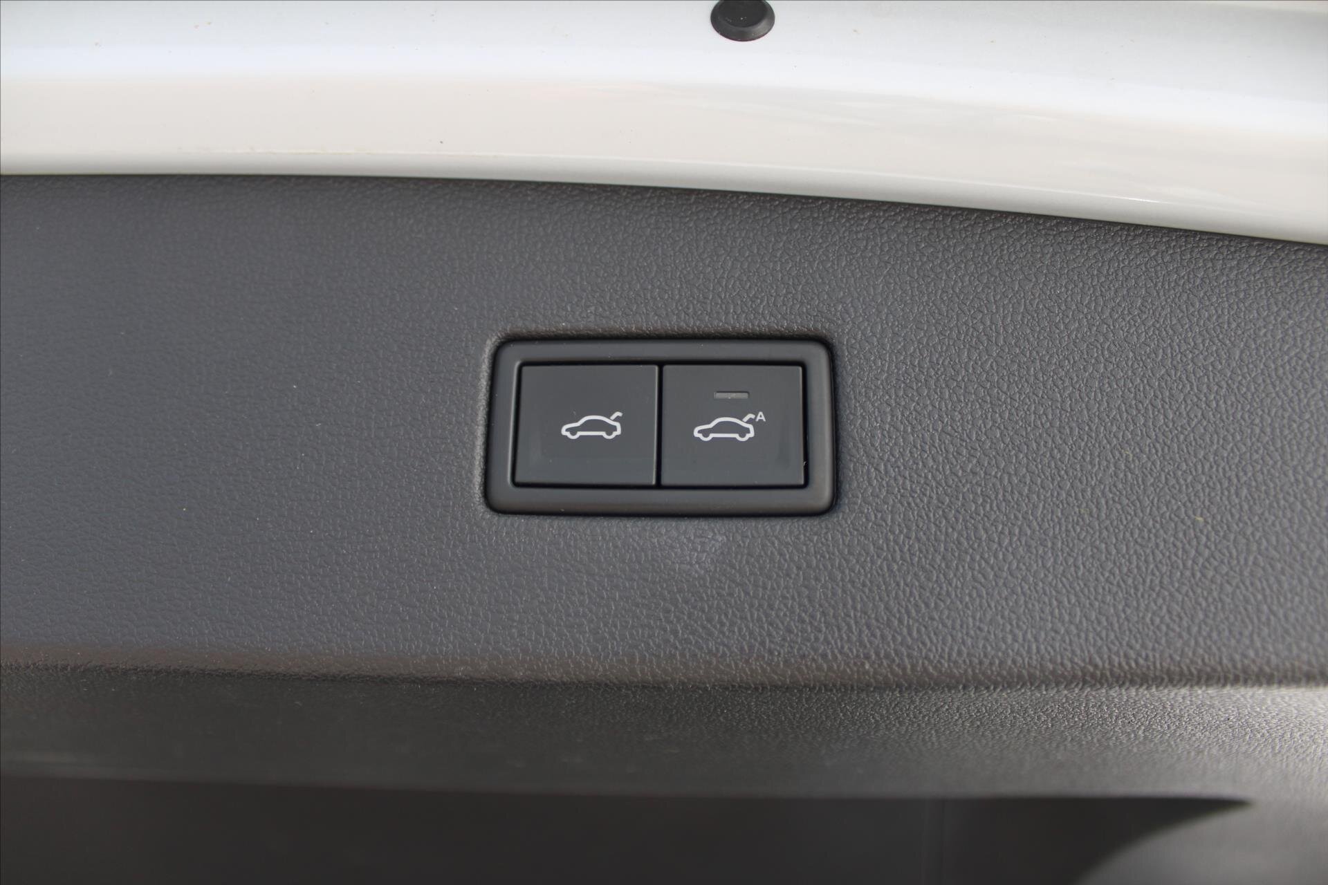 Volkswagen Tiguan SUV 2,0 l 110 kw