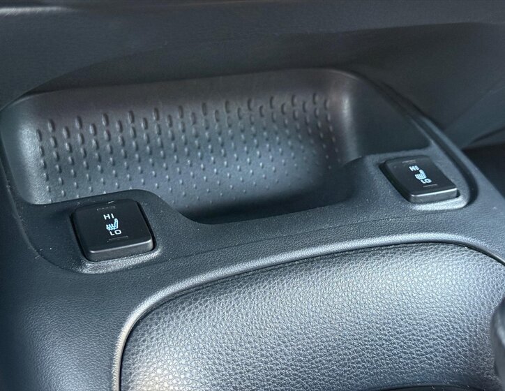 Toyota Corolla Sedan / Limuzína 1,8 l 72 kw