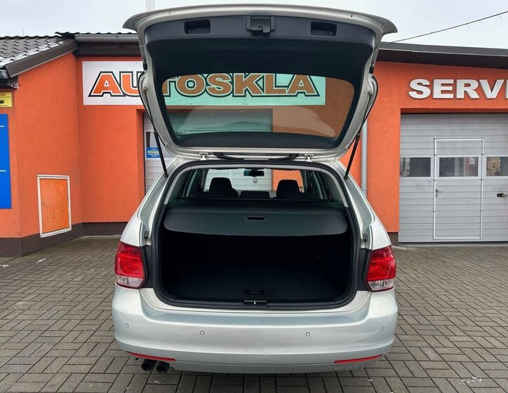 Volkswagen Golf Kombi 1,4 l 90 kw