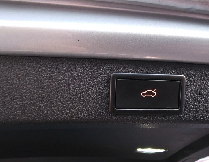 Škoda Superb Kombi 2,0 l 110 kw