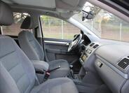 Volkswagen Touran 13