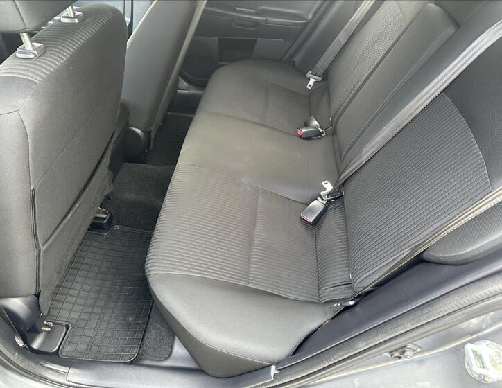 Mitsubishi Lancer 13