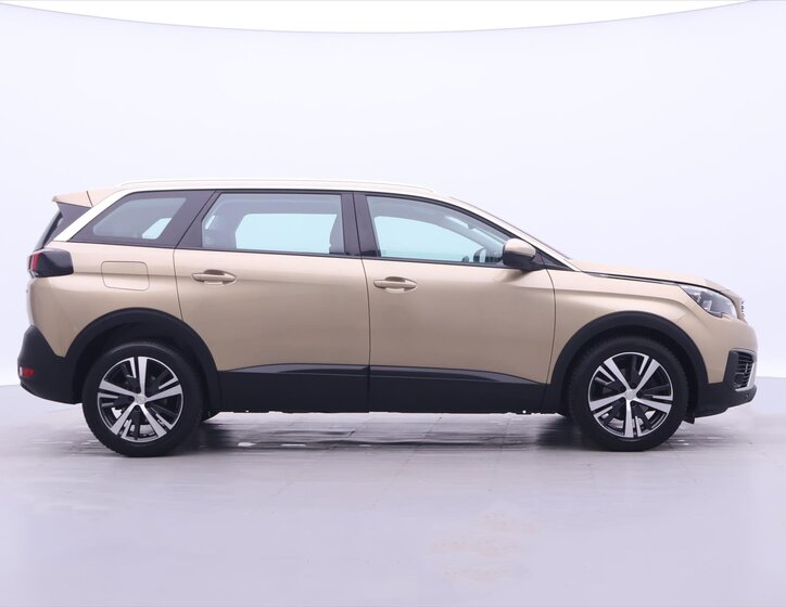 Peugeot 5008 SUV / Terénní 1,2 l 96 kw