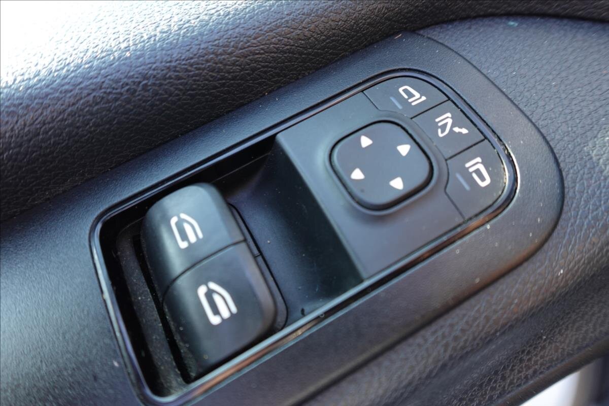 Mercedes-Benz Sprinter Valník 2,1 l 105 kw