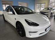 Tesla Model 3 Sedan / Limuzína 0,0 377 kw