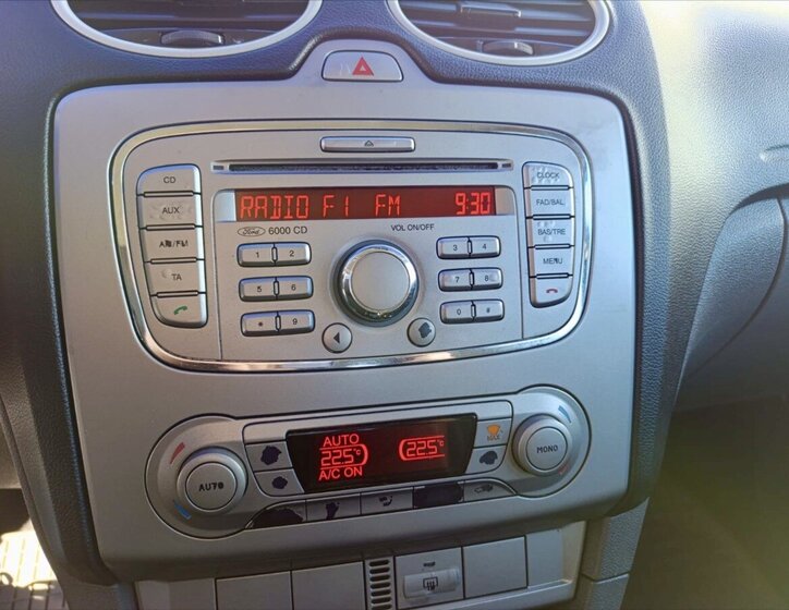 Ford Focus Kombi 1,6 l 74 kw