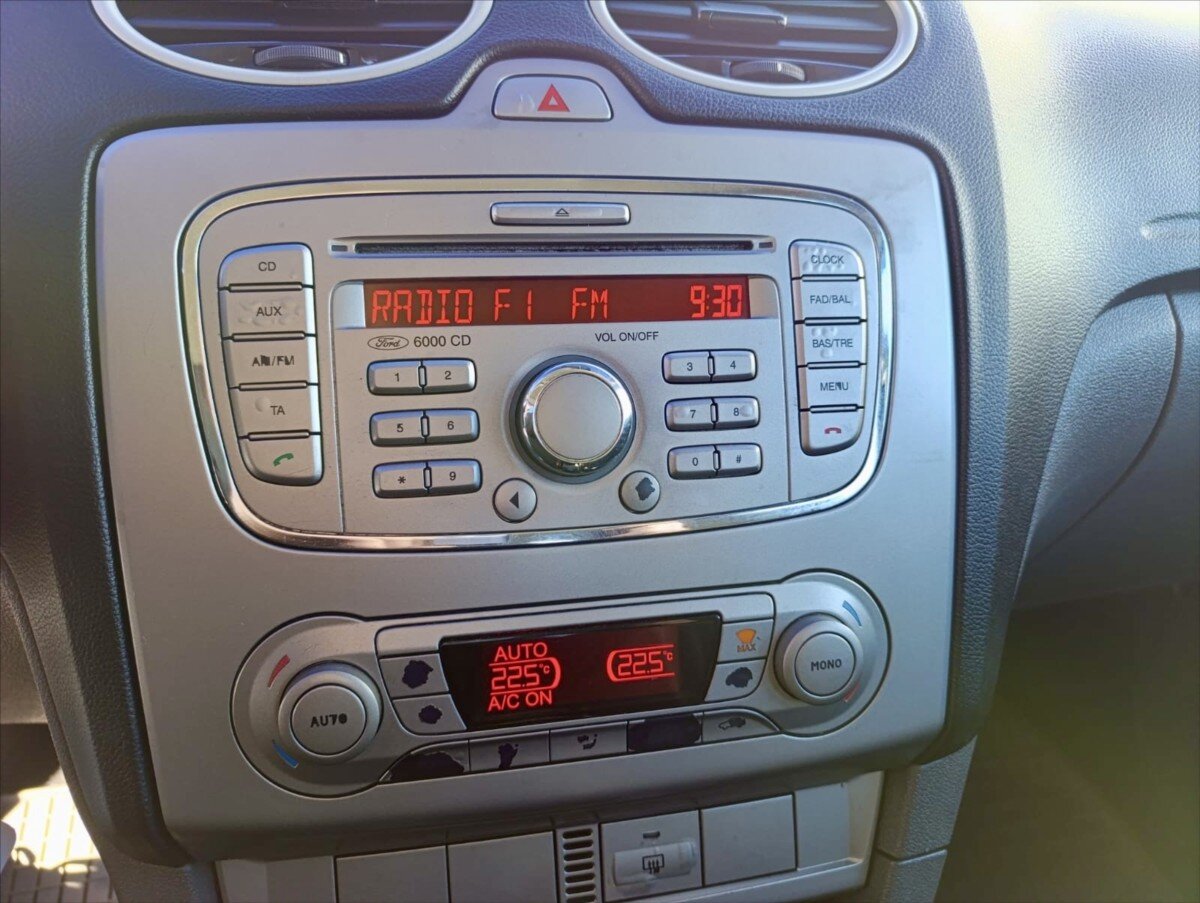 Ford Focus Kombi 1,6 l 74 kw