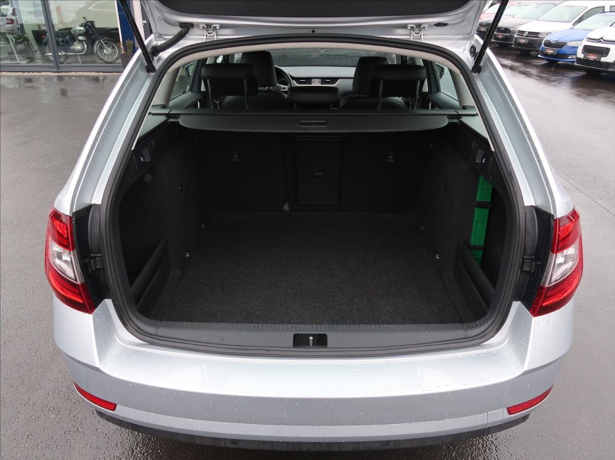 Škoda Octavia Kombi 1,5 l 110 kw