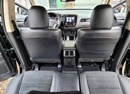 Mitsubishi Outlander SUV 2,4 l 165 kw